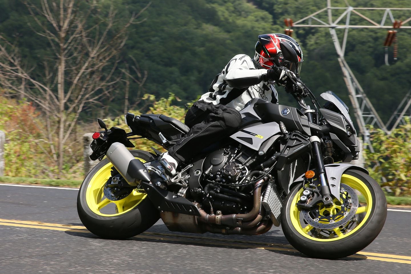 Yamaha Fz Naked Sportbike First Ride Review Cycle World