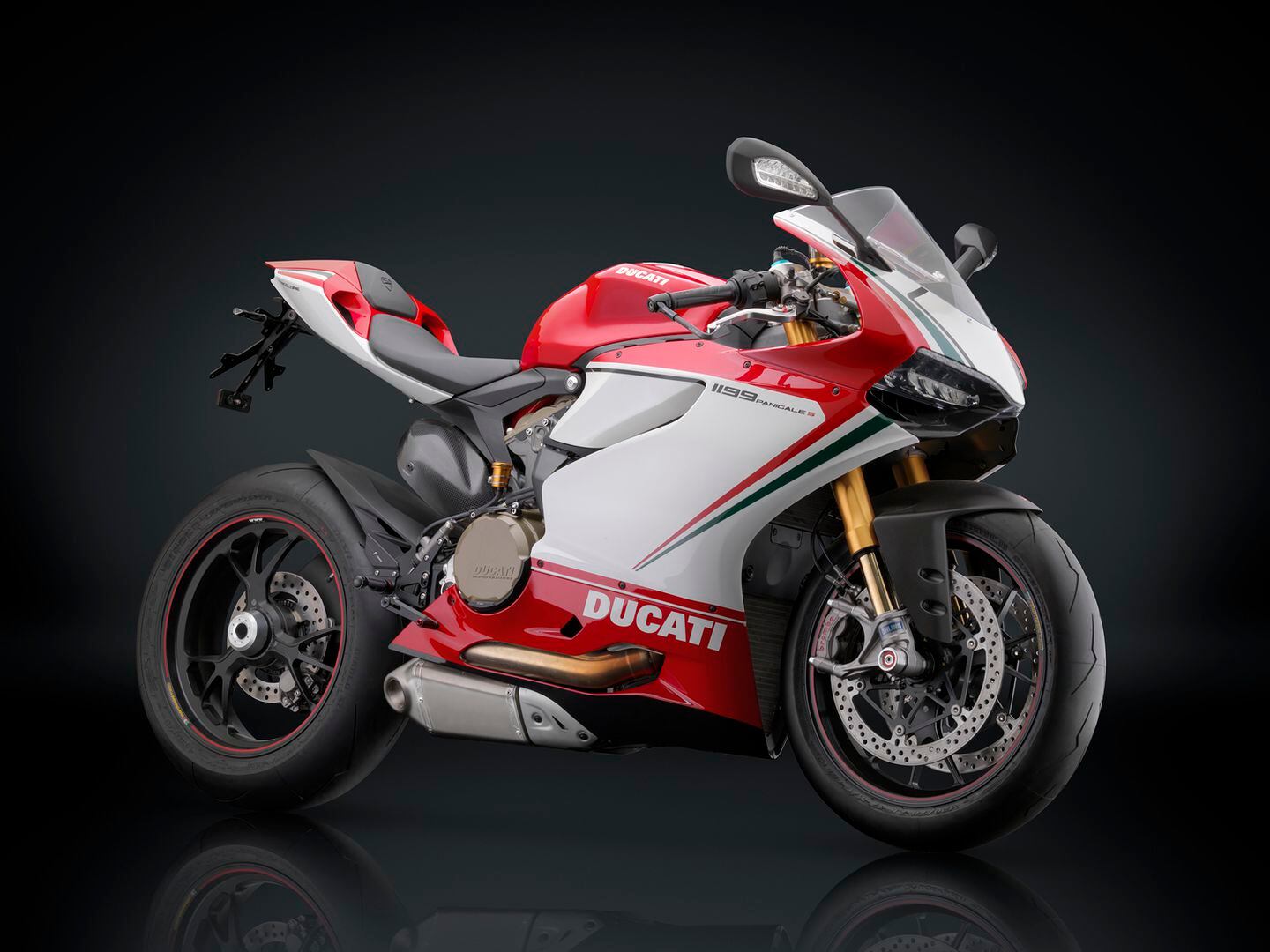 New Rizoma Accessories for Ducati Panigale and Scrambler