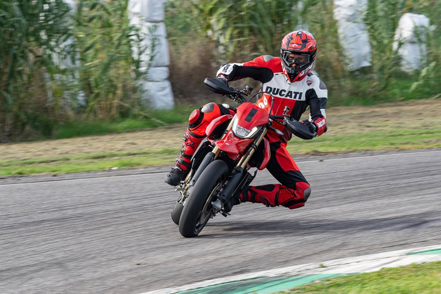 A Slide-by-Brake ABS setting allows the rider to back the Hypermotard 698 into a corner safely with consistency.