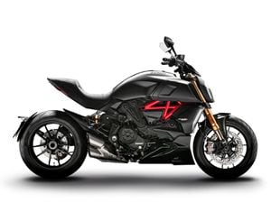 Ducati diavel outlet 2019 price