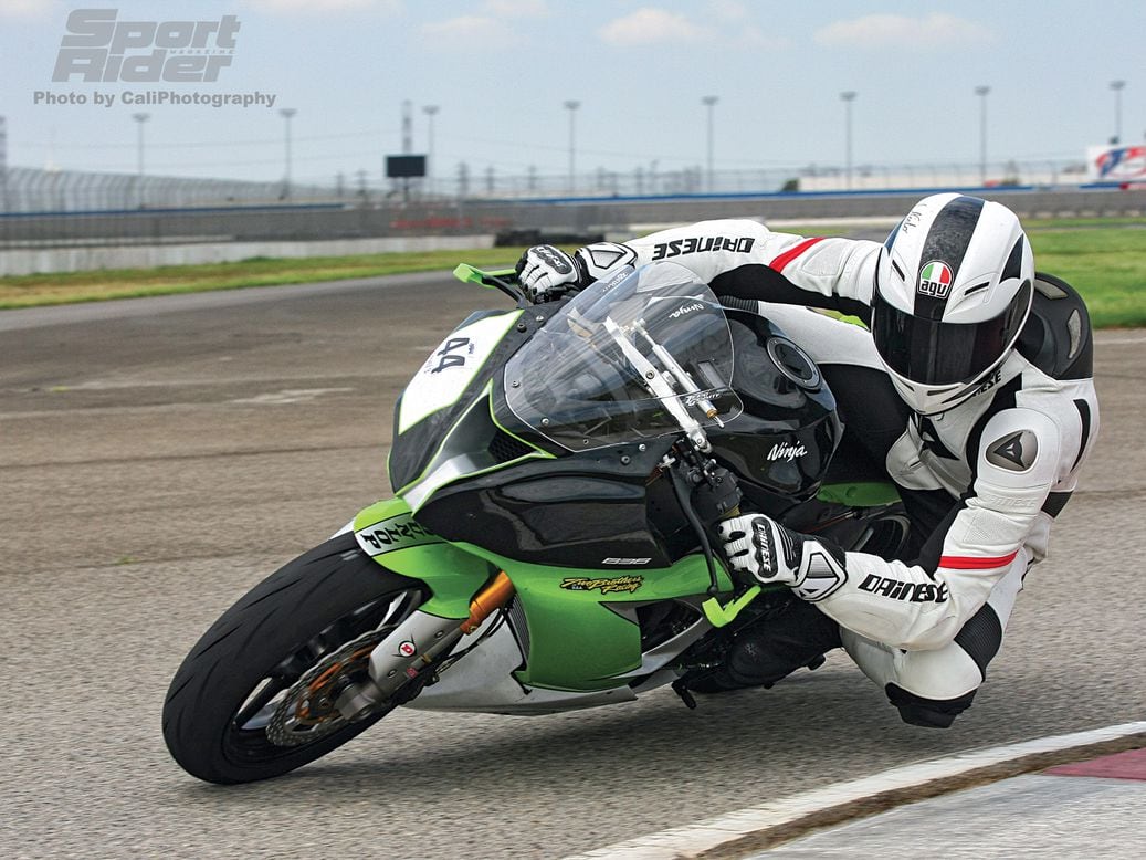 Kawasaki ZX-6R Racebike Build | Cycle World