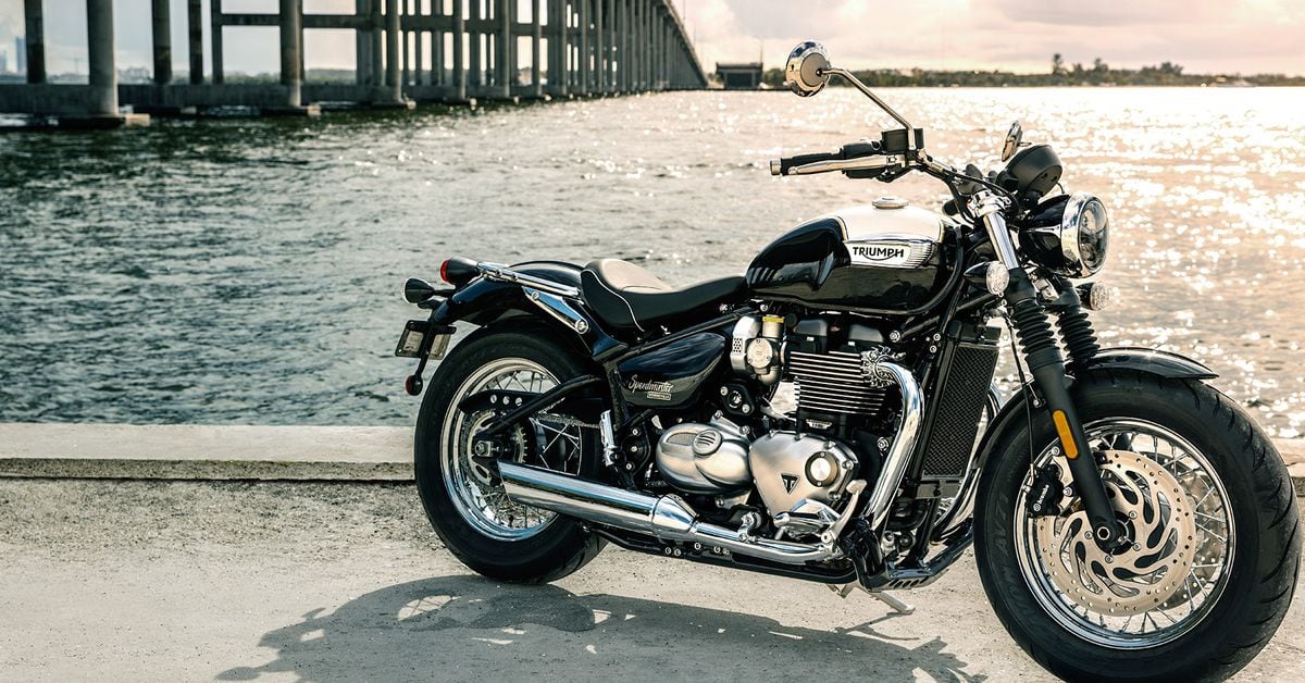 2018 Triumph Bonneville Speedmaster Cruiser Review | Cycle ...