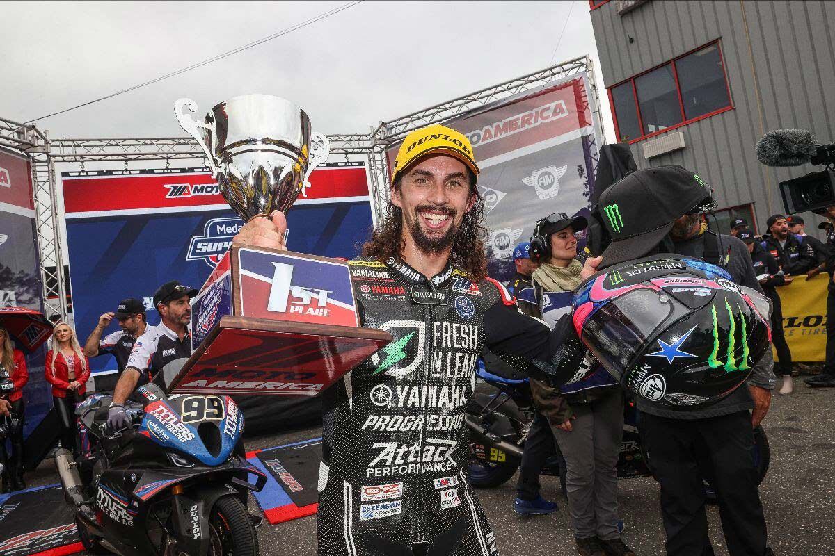 JD Beach remporte la finale du Superbike au NJMP