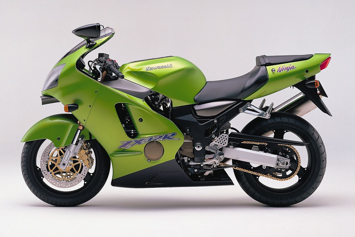 Kawasaki Ninja ZX-12R Sportbike Road Test Review | Cycle World