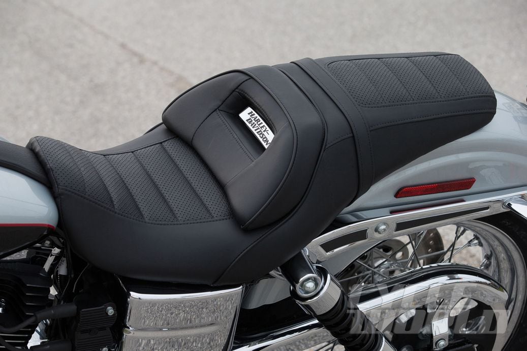 2015 dyna low rider seat