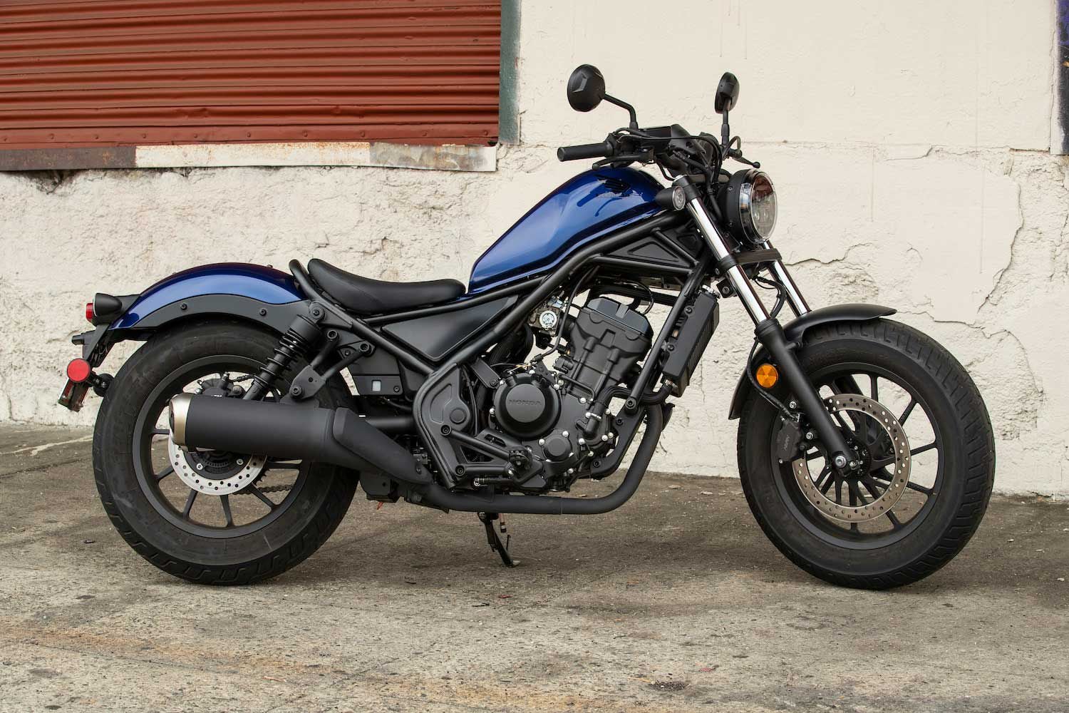 2021 Honda Rebel 300 ABS First Ride Review - MOTORCYCLE REVIEWS ...