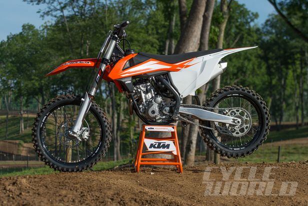 16 Ktm 250 Sx F 350 Sx F 450 Sx F Motocrosser First Ride Review Cycle World