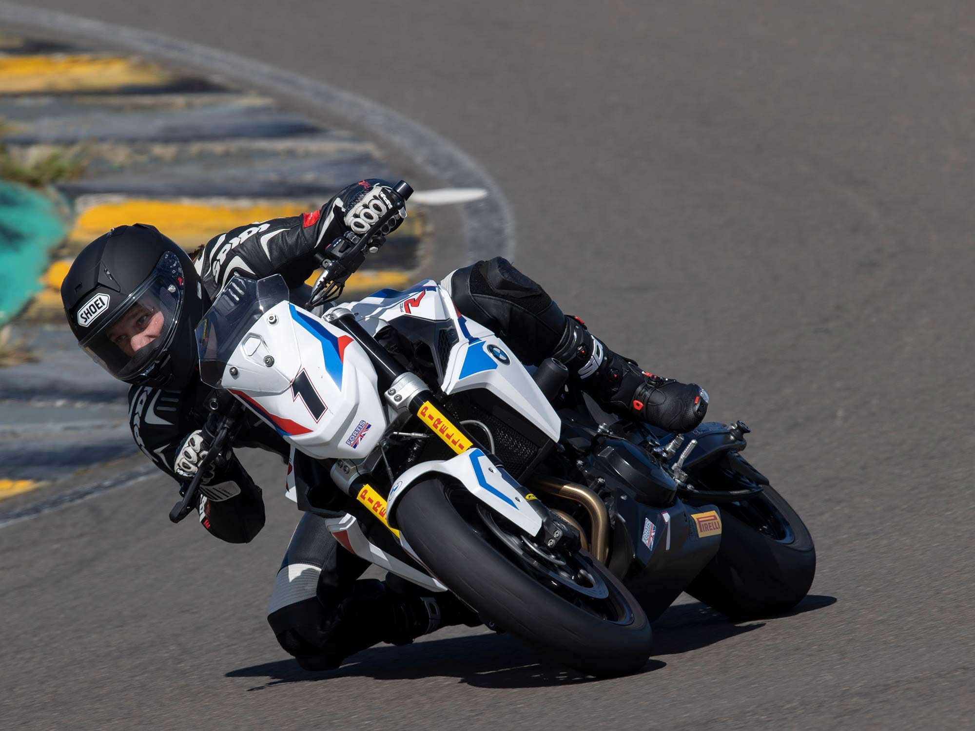 BMW F 900 R Cup Bike Review
