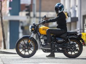 2021 Royal Enfield Meteor 350 First Ride Review Cycle World