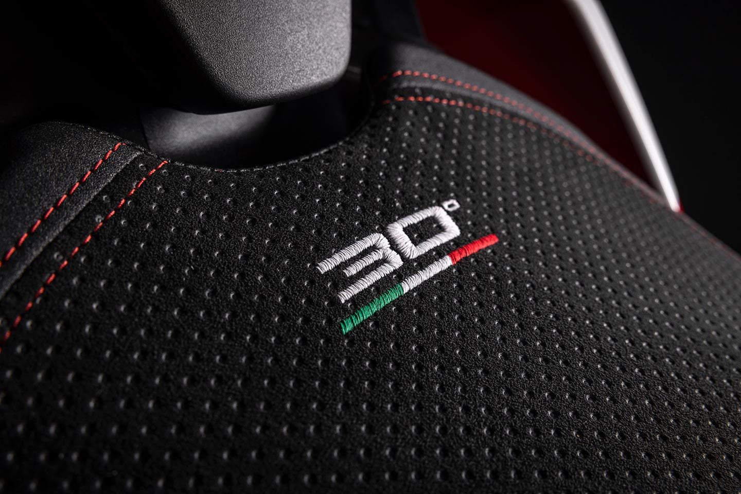 2024 Ducati Panigale V4 SP2 30th Anniversario 916’s embroidered seat.