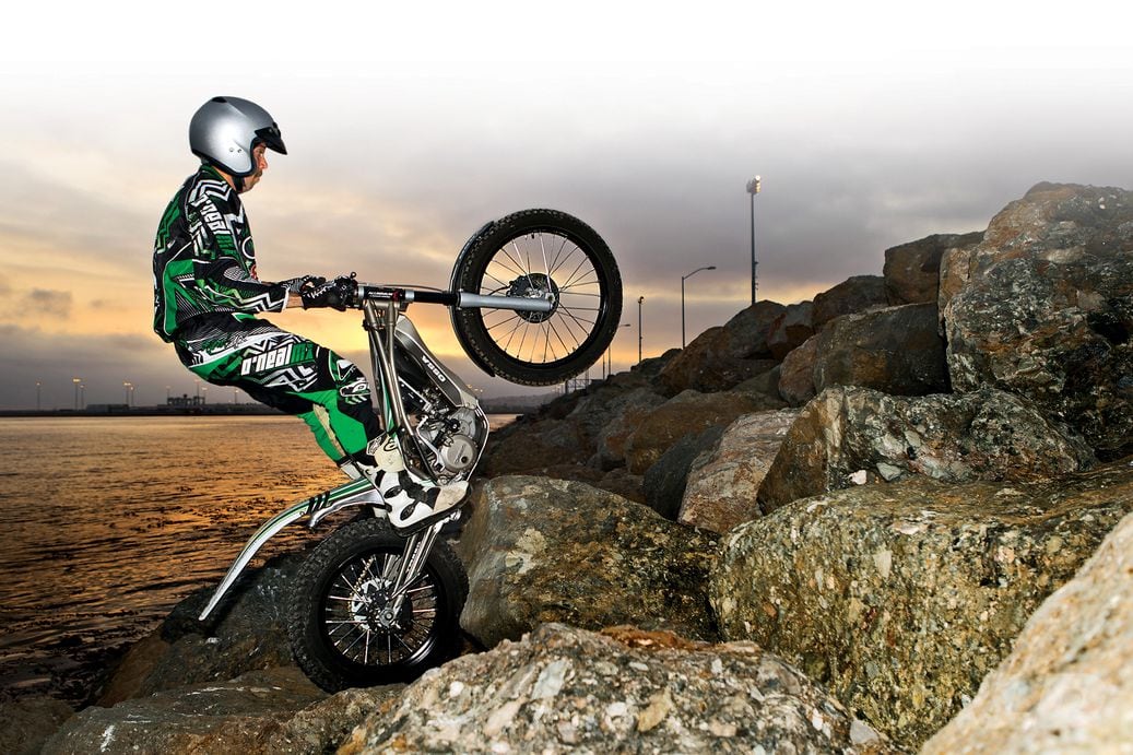 OSSA TR280i First Ride Review- OSSA Trials Bikes- Motorcycle Reviews |  Cycle World