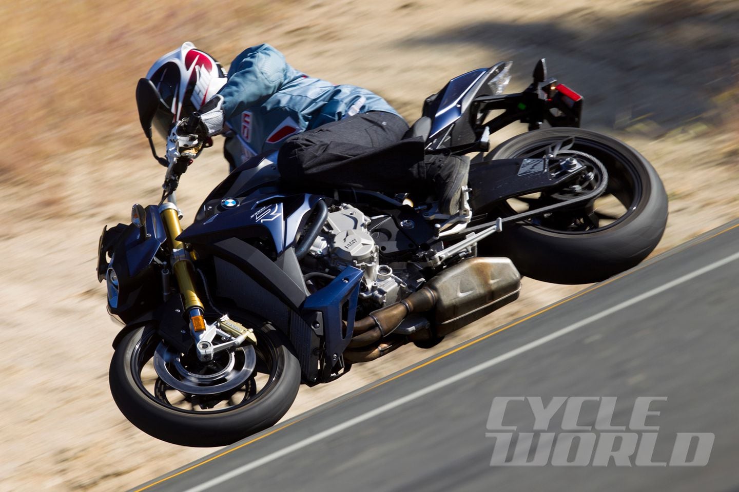 2014 BMW S1000R Naked Bike DYNO RUN VIDEO & PERFORMANCE CHART