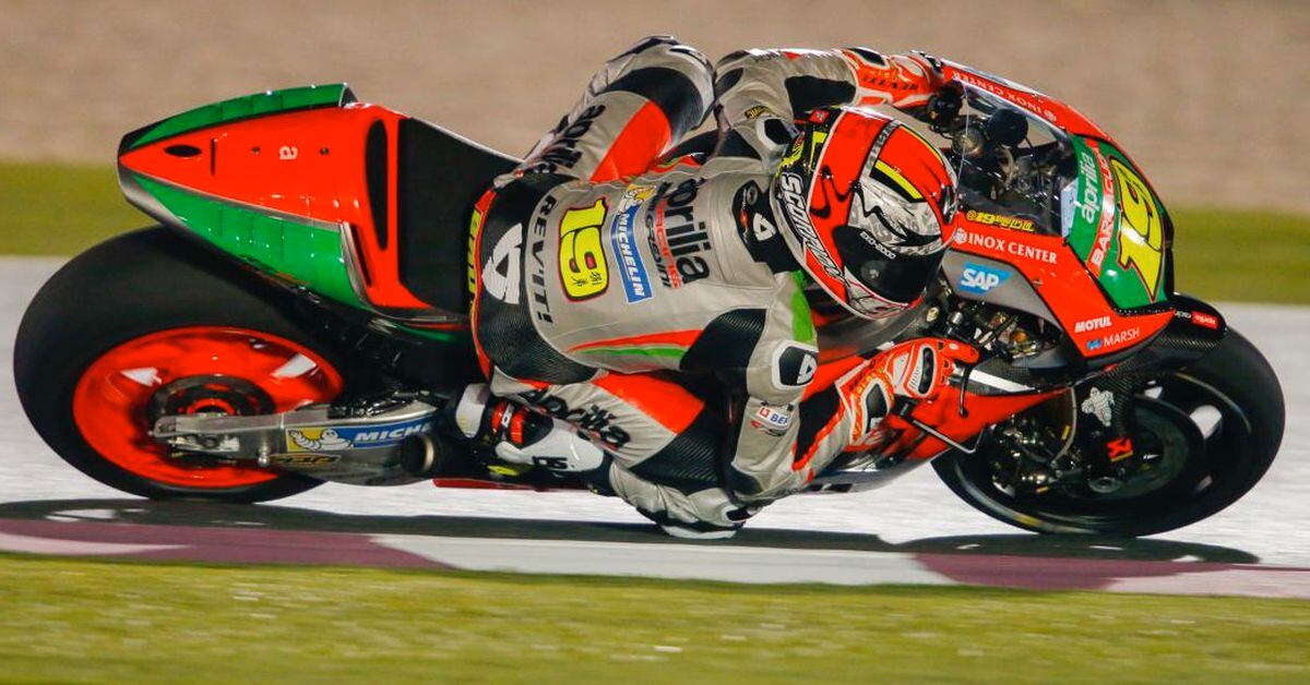 Motogp Aprilia Rs Gp 16 Finally Makes Its Public Debut Cycle World