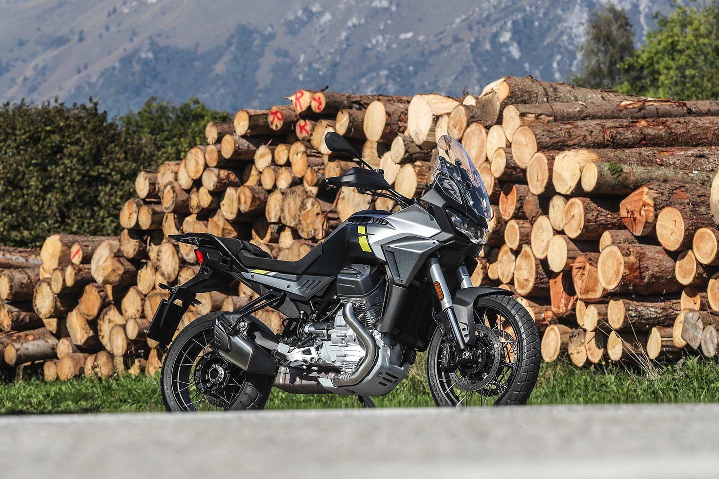 Moto Guzzi’s Stelvio began development at the same time as the V100 Mandello. You can see some design elements are similar, but the Stelvio is more aggressive and sharper than the classy Mandello.