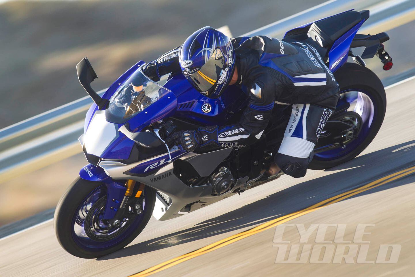 2015 Yamaha YZF-R1 Sportbike Motorcycle Review | Cycle World