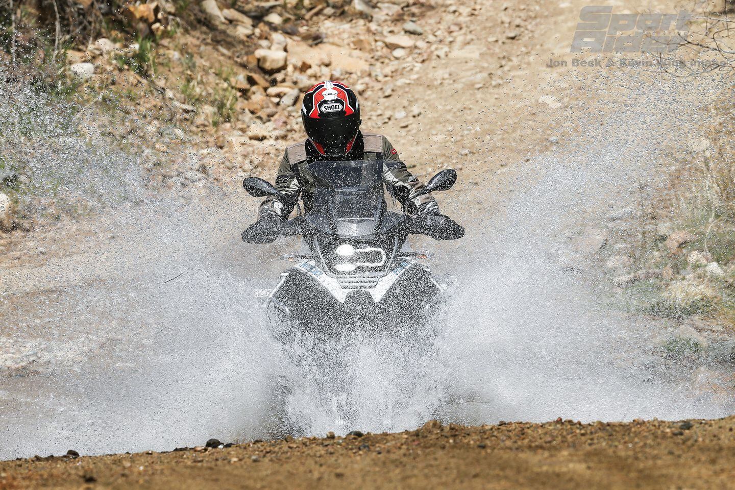 2014 BMW R 1200 GS Adventure – First Look Review