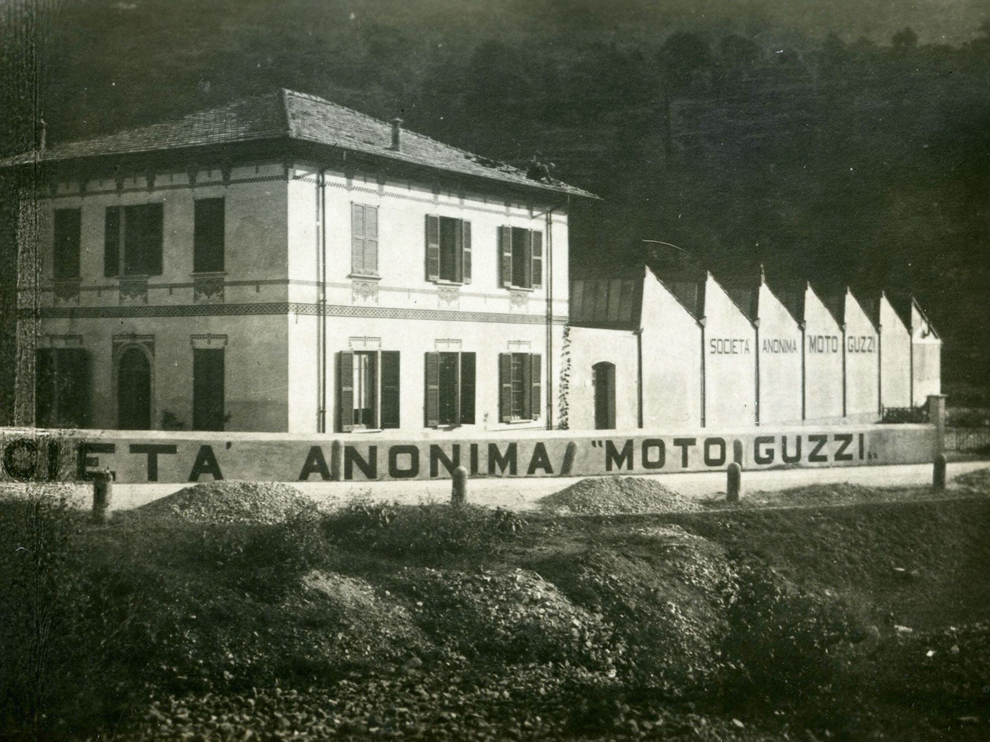The Moto Guzzi factory in 1921 in Mandello del Lario.