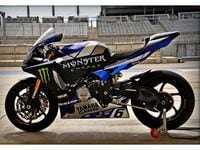 Yamaha r1m hot sale monster energy