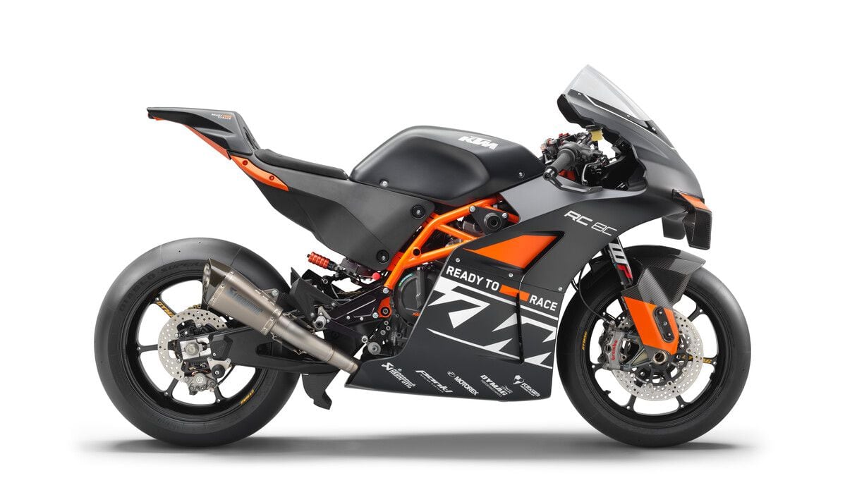 The RC 8C was only produced in two limited runs.