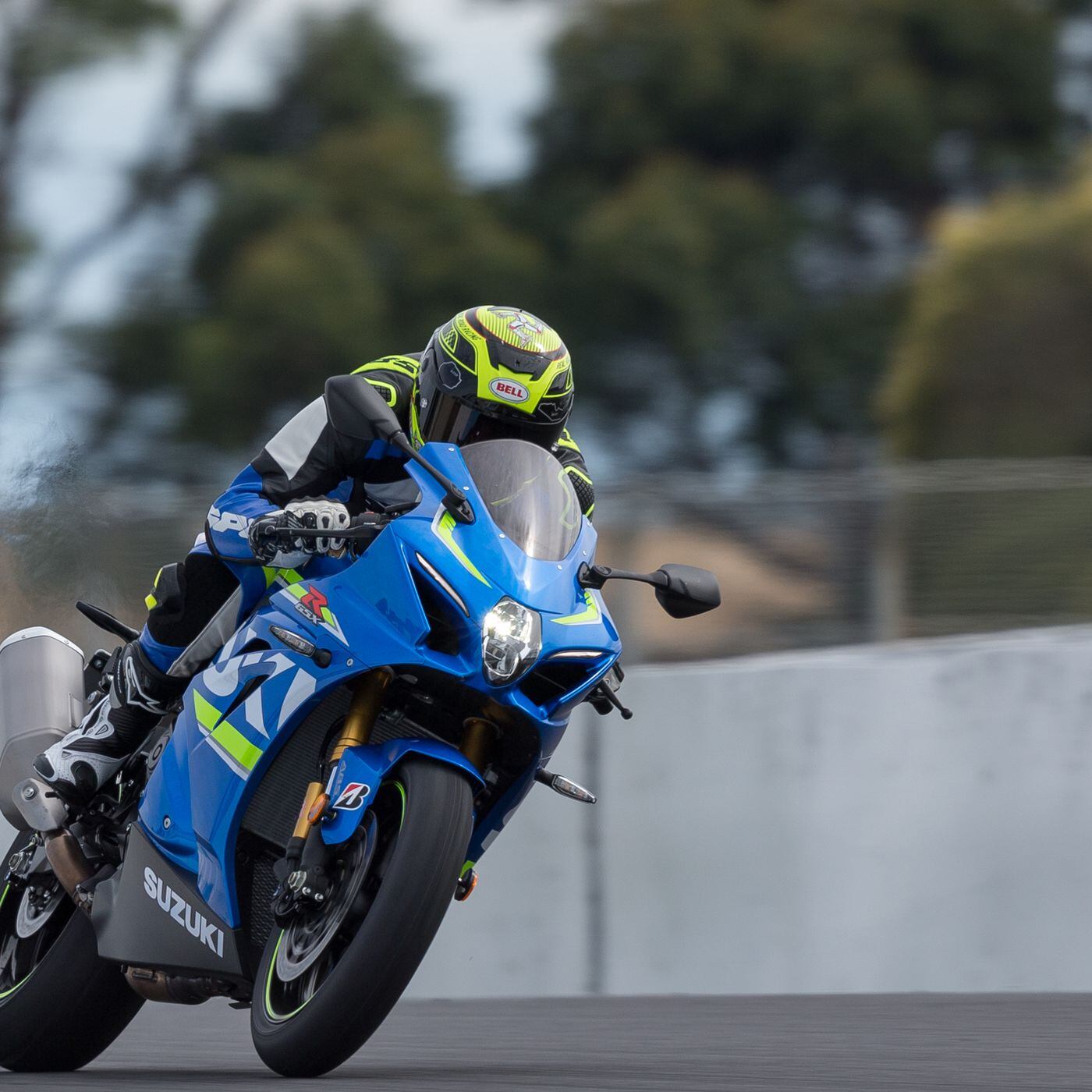First Ride Review The Suzuki Gsx R1000r Is Here To Take Back The Crown Cycle World