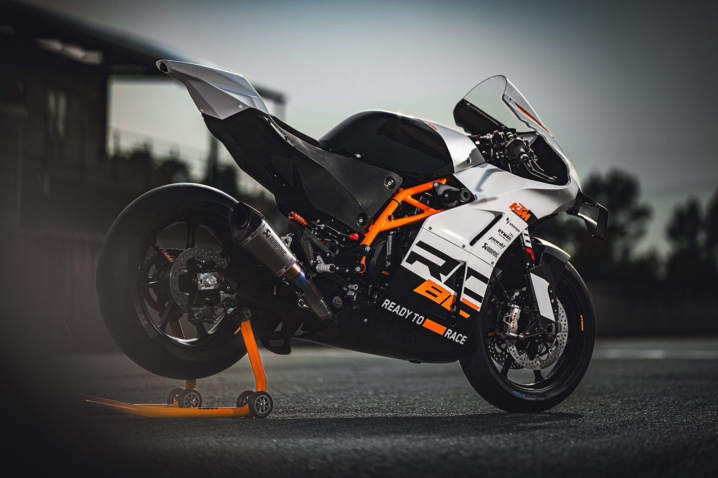 2024 KTM RC 8C First Ride - MOTORCYCLE CHAT - Motorcycle Riders