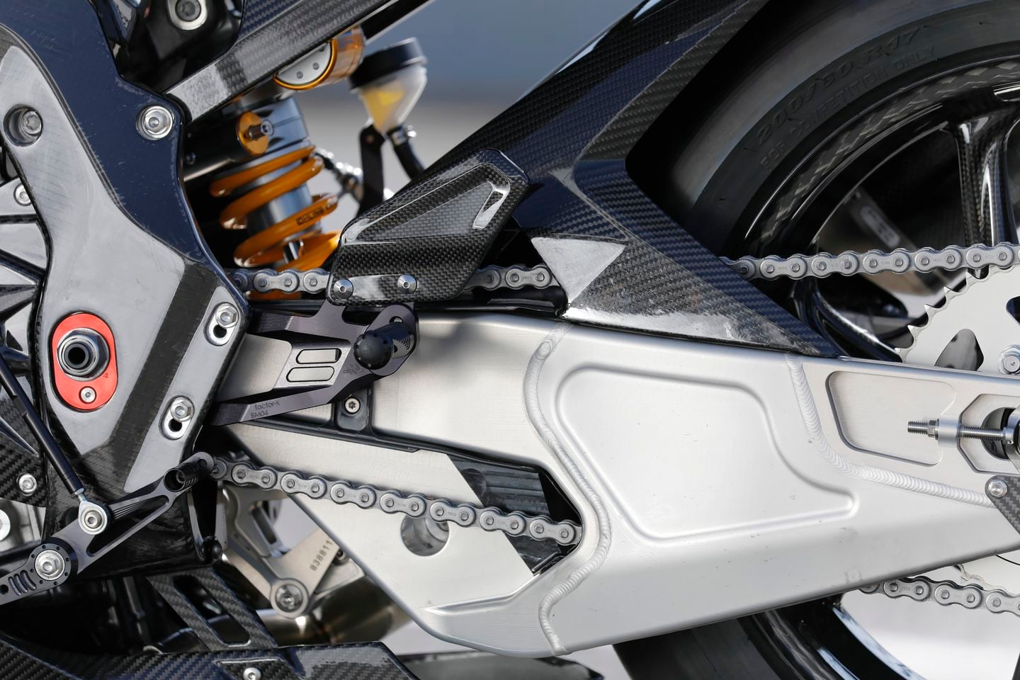 bmw hp4 race engine