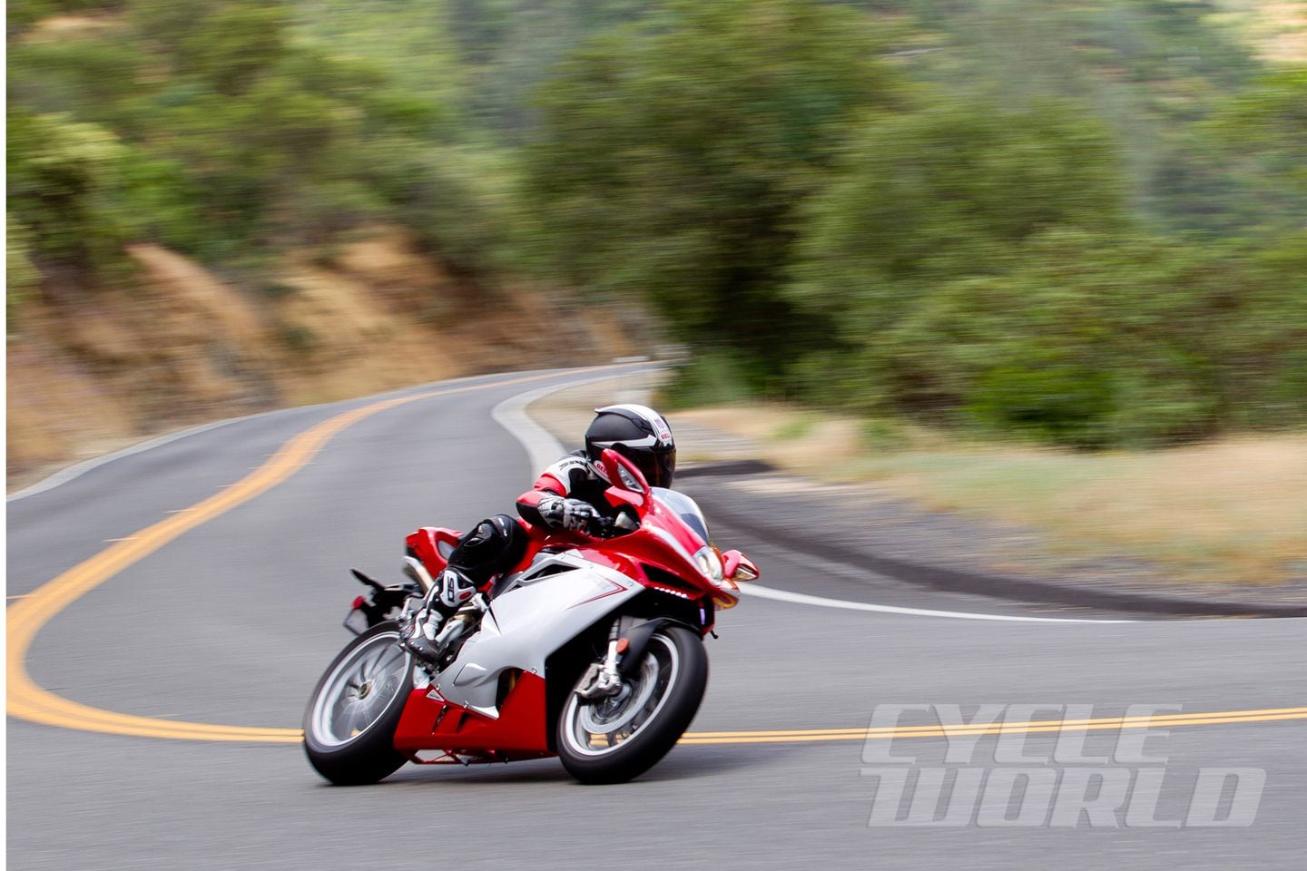 At $120,000, the MV Agusta F4CC is a rare breed of sport bike - Los Angeles  Times