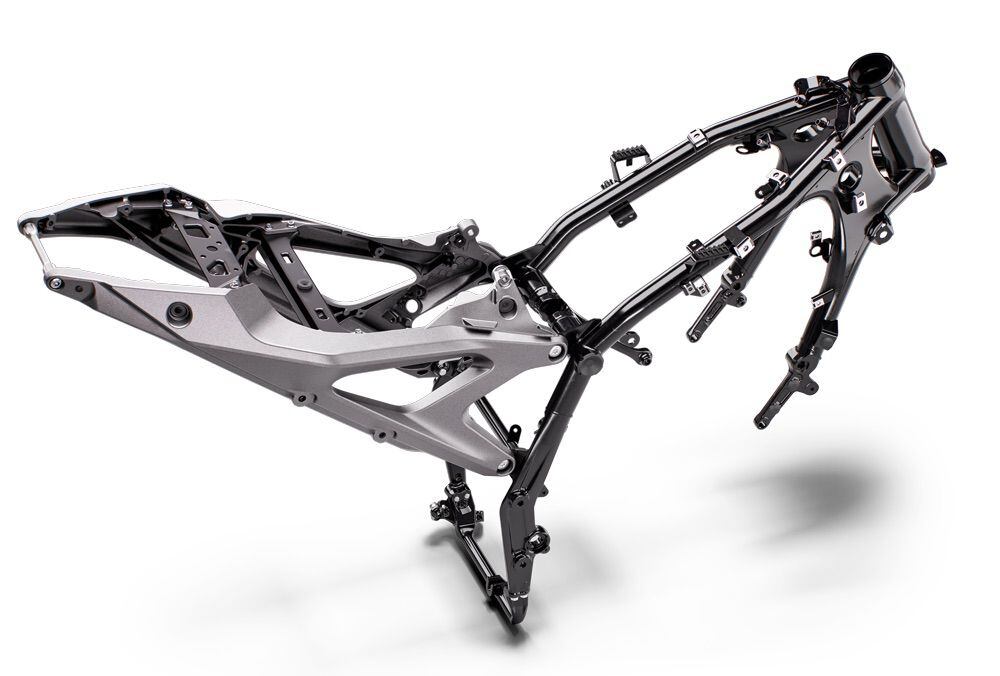 The 990 Duke’s frame is revised for increased rigidity.