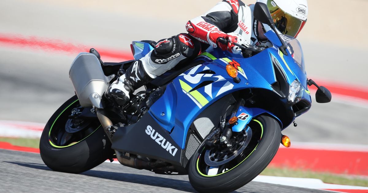 2017 Suzuki  GSX  R1000 Track Club  Special Motorcycle Review 