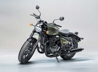 2024 Royal Enfield Shotgun 650 First Look | Cycle World