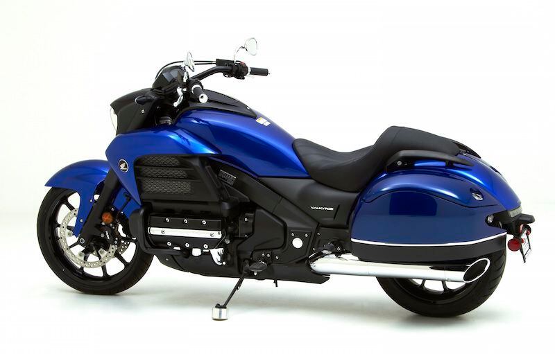 Corbin Introduces Fleetliner Saddlebags for 2014 Honda Gold Wing Valkyrie Cycle World