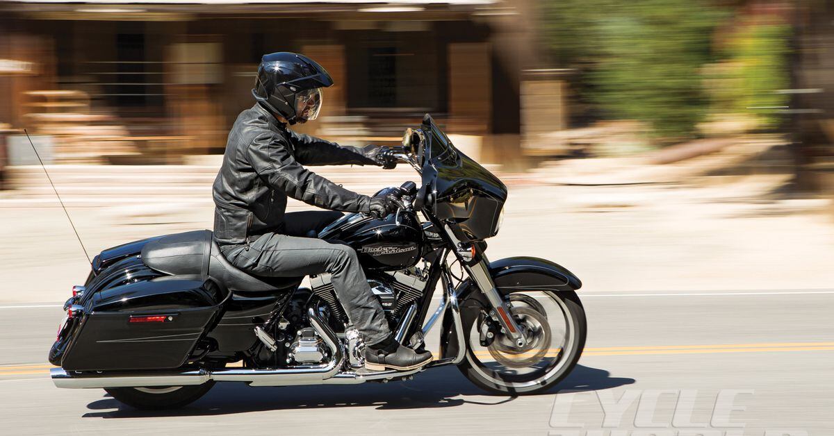 2014 Harley-Davidson Street Glide Special- Test Review- Photos- Specs ...