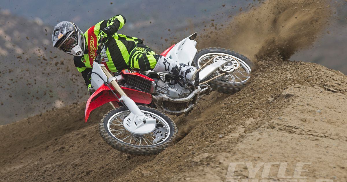 2016 Honda Crf250r Motocrosser First Ride Review Photos Specifications Cycle World 5427