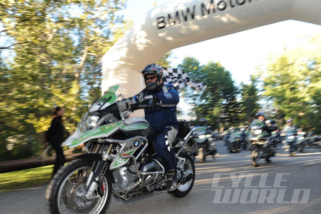 MX Bikes - FUI COM A BMW R1200 NA RUA DO GRAU 