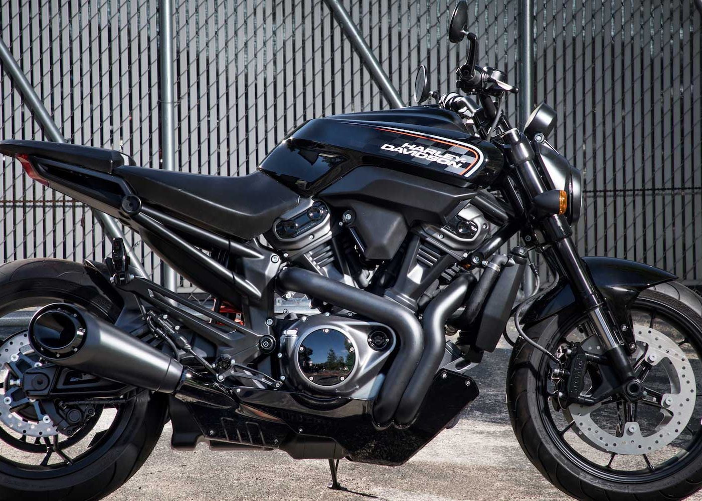 Harley Davidson Crotch Rocket: Rev Up Your Ride!