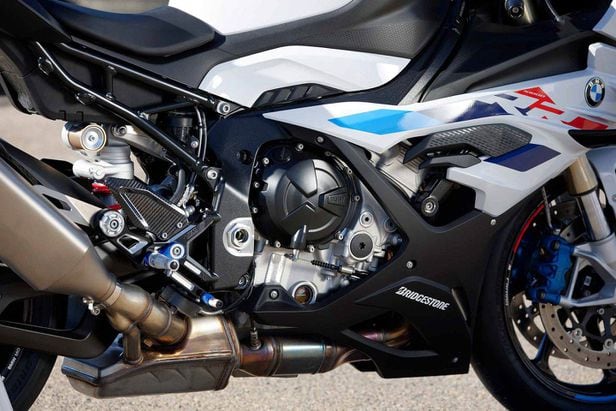 Nova BMW S 1000 RR chega às lojas; confira os preços e detalhes