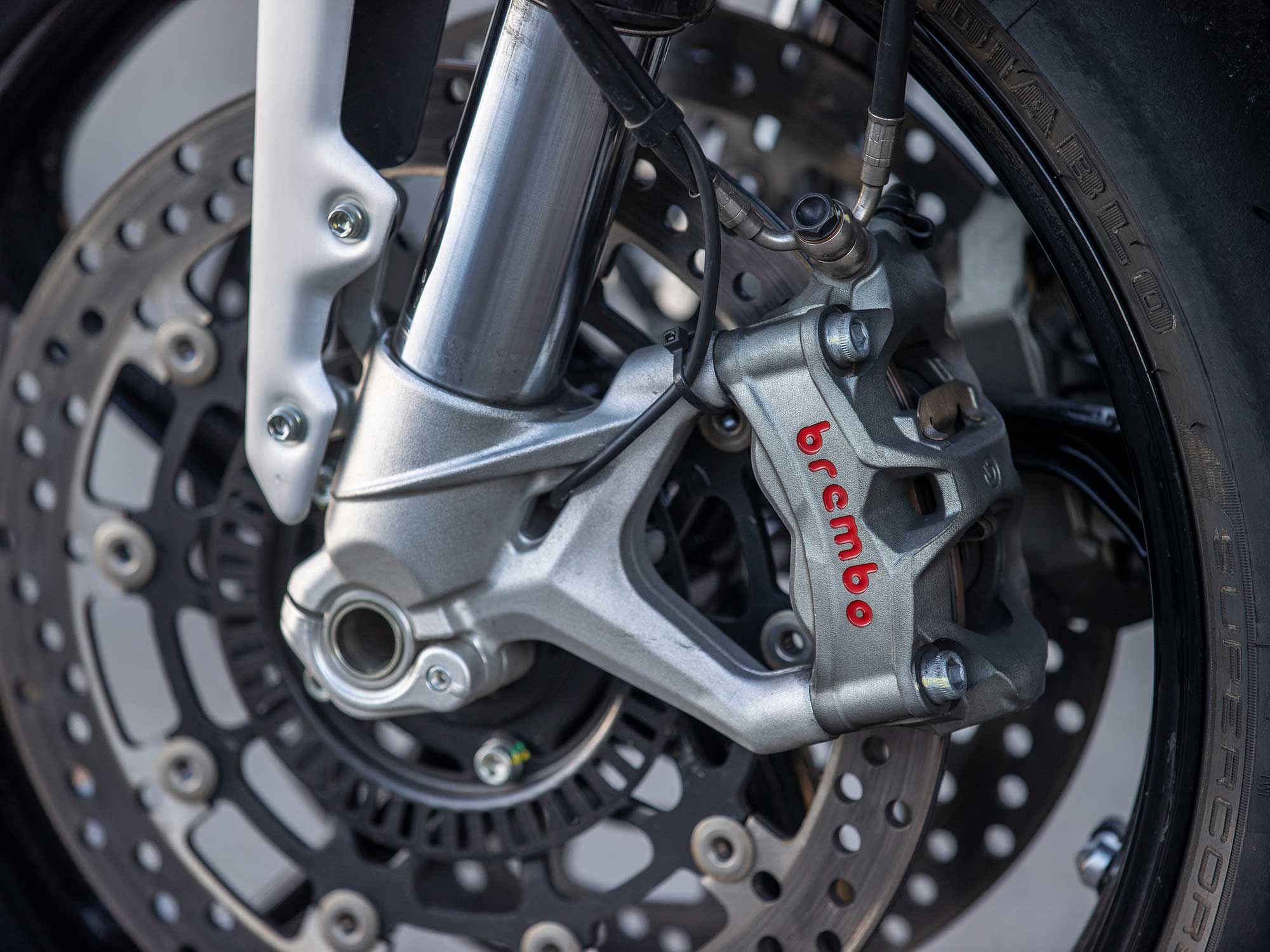 Braking performance provided by Brembo Stylema Monoblocks is excellent.