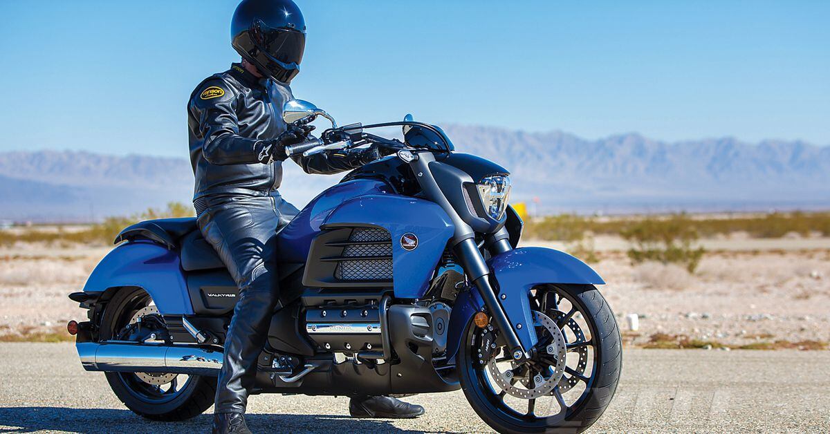 2014 Honda Valkyrie First Look Review Specs Photos Cycle World