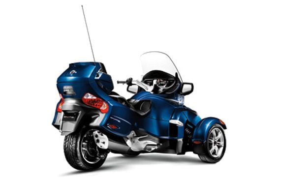 2010 Can-Am Spyder RT-S Road Test
