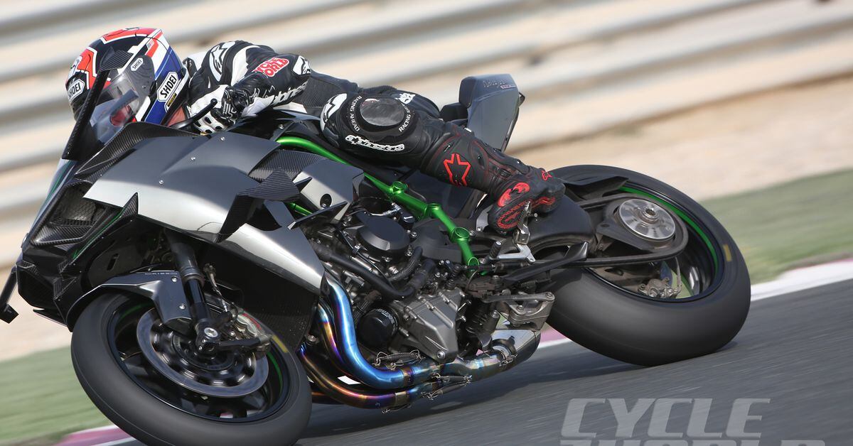 2015 Kawasaki Ninja H2 And H2r Review Five Fast Facts Cycle World 3153