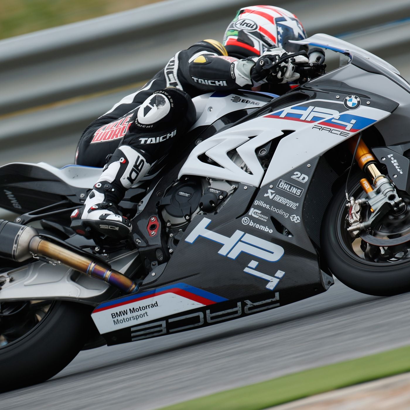 17 Bmw Hp4 Race Review Cycle World