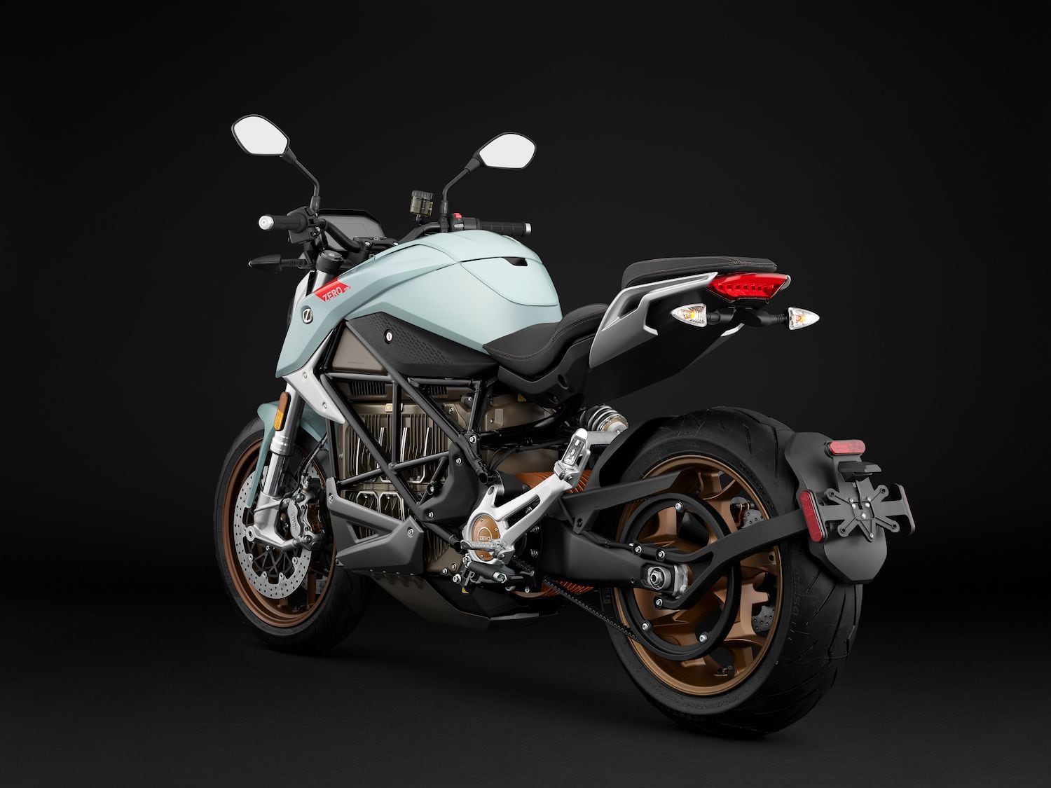 The current Zero SR/F has a one-speed transmission and no clutch lever, typical of most electric motorcycles.