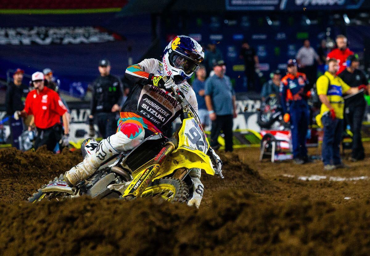 Ken Roczen’s podiums and race wins proved the competitive performance of the Suzuki RM-Z450.