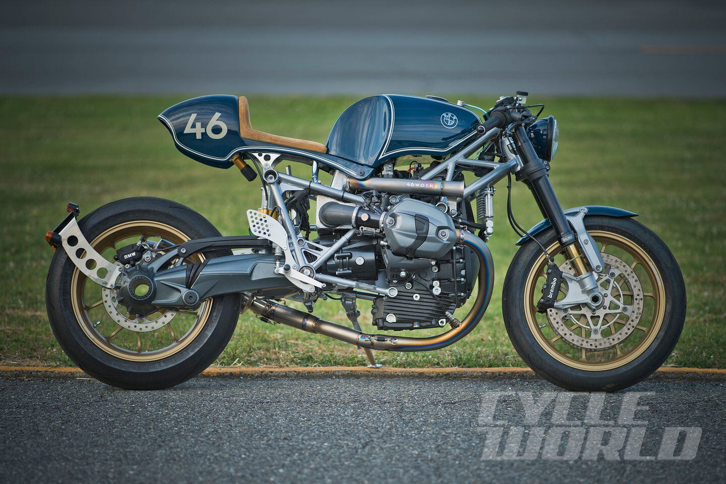 BMW R NineT Custom Motorcycles Built By Japanese Custom Bike Builders ...