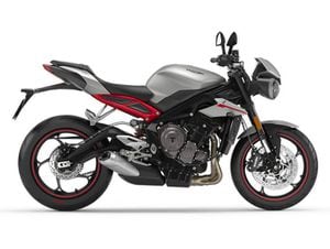 2018 triumph deals street triple rs