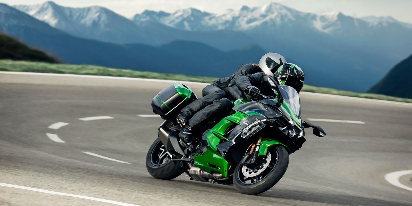 2018 Kawasaki H2 SX Sport-Tourer Debuts—Get Ready To Wet Your Gore-Tex ...