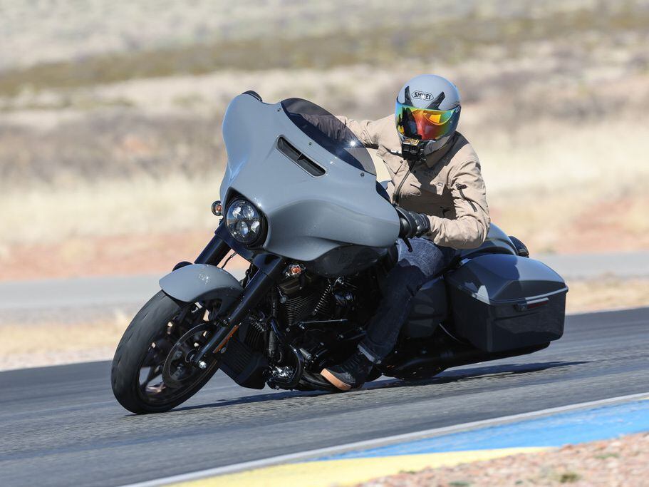 road glide grey