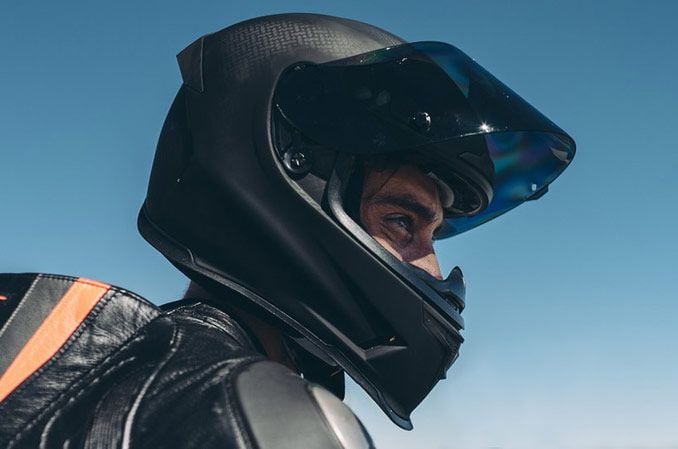 Our Four Favorite Racetrack Motorcycle Helmets | Cycle World