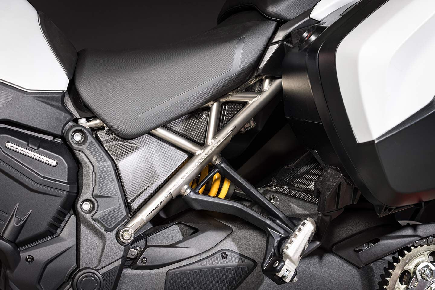 Bags can be attached to the Multi V4 RS’ titanium subframe.