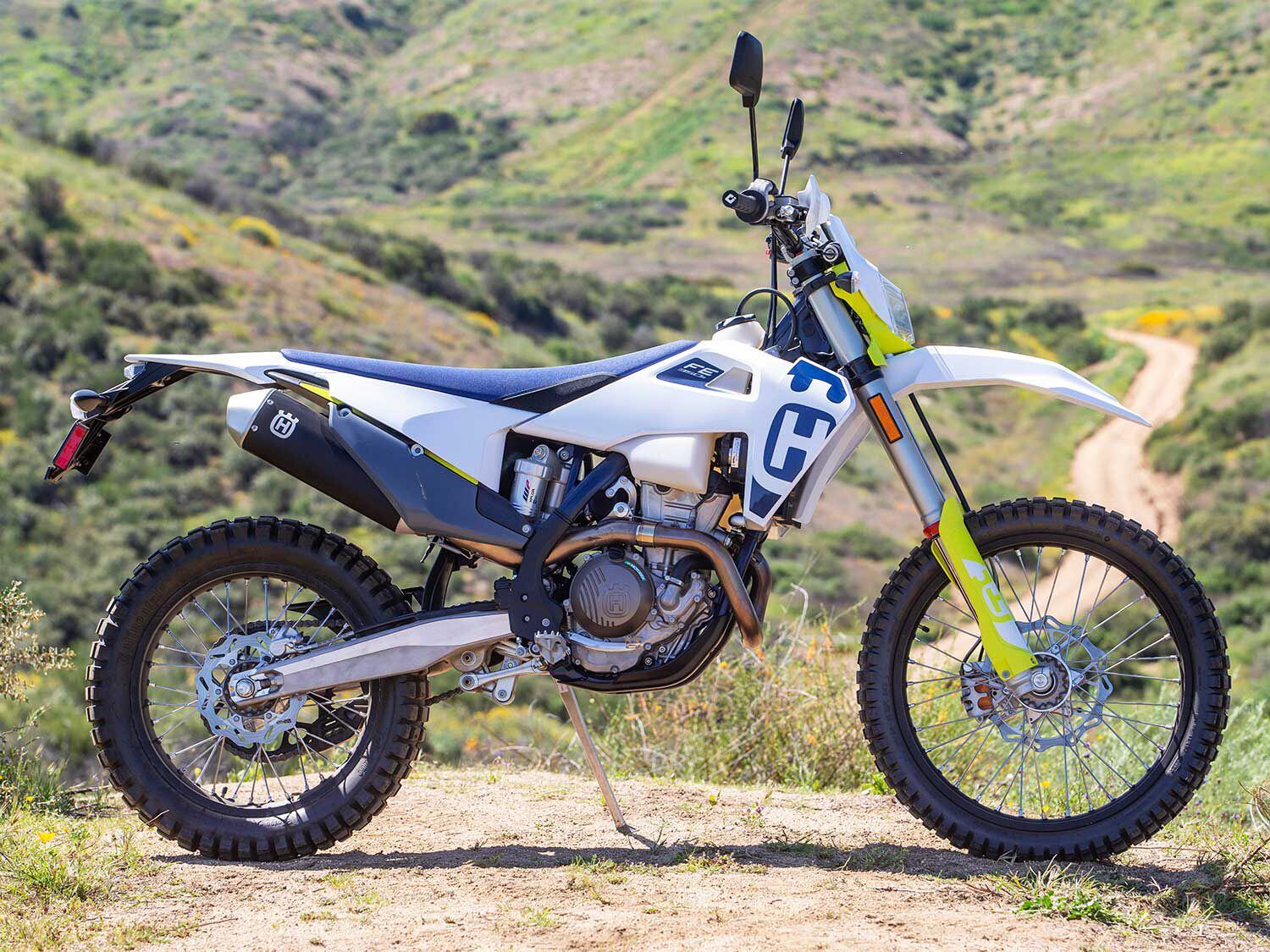 2020 Husqvarna FE 350s Review - MOTORCYCLE REVIEWS - Motorcycle Riders